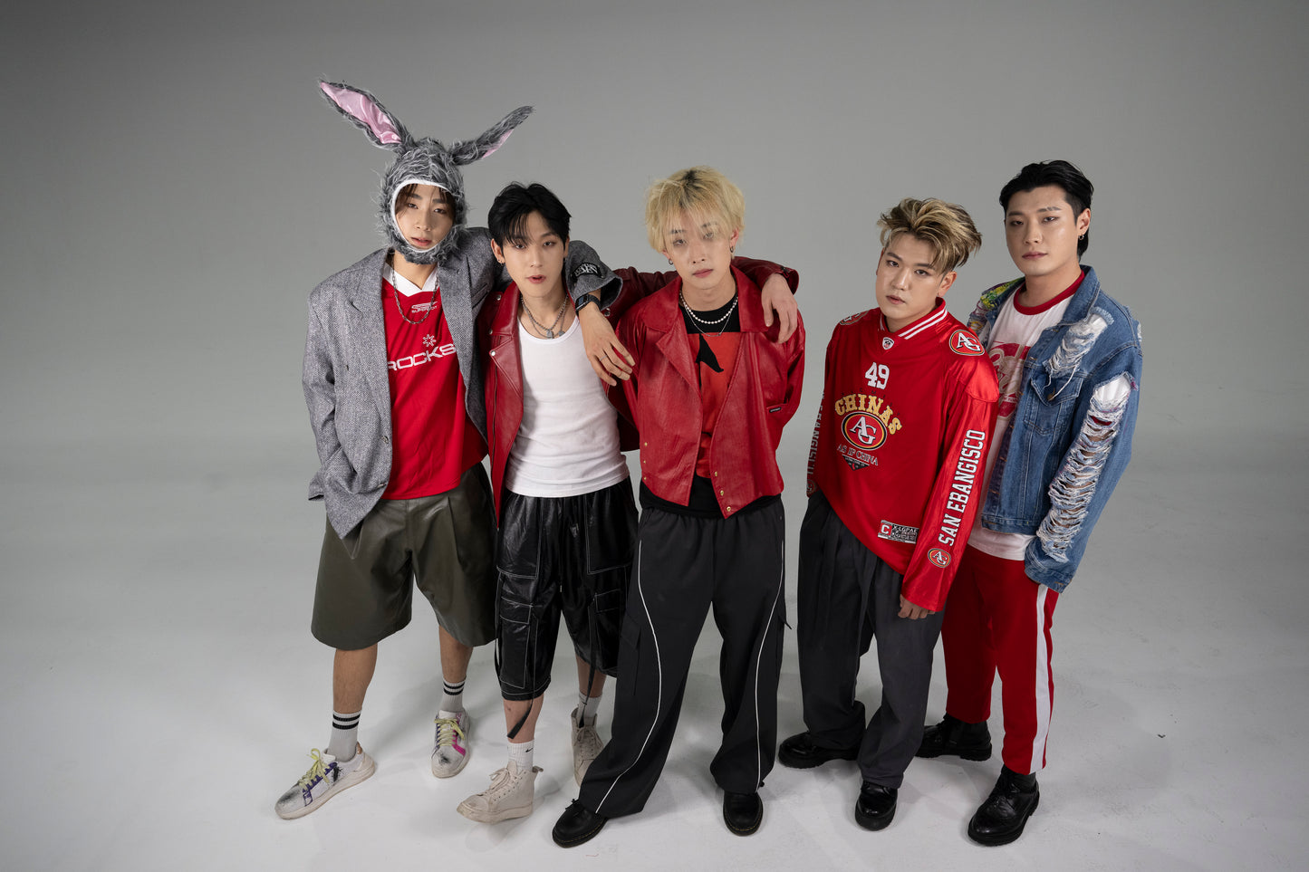 2Z - 8th EP Album - GLORIOUS YOUTH