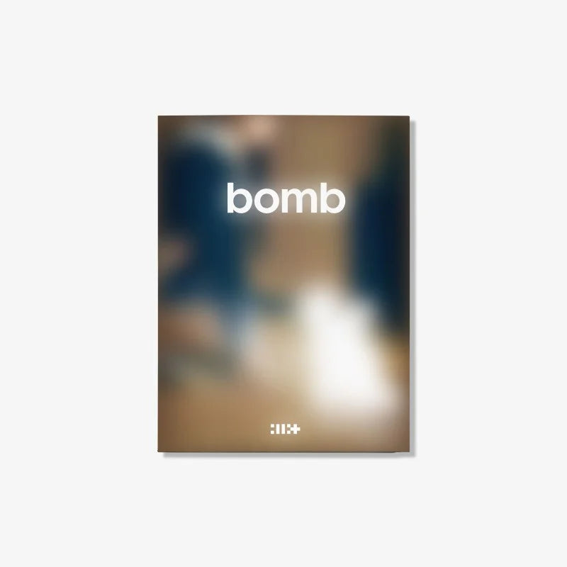 ILLIT 3RD MINI ALBUM - BOMB (WEVERSE VER.)
