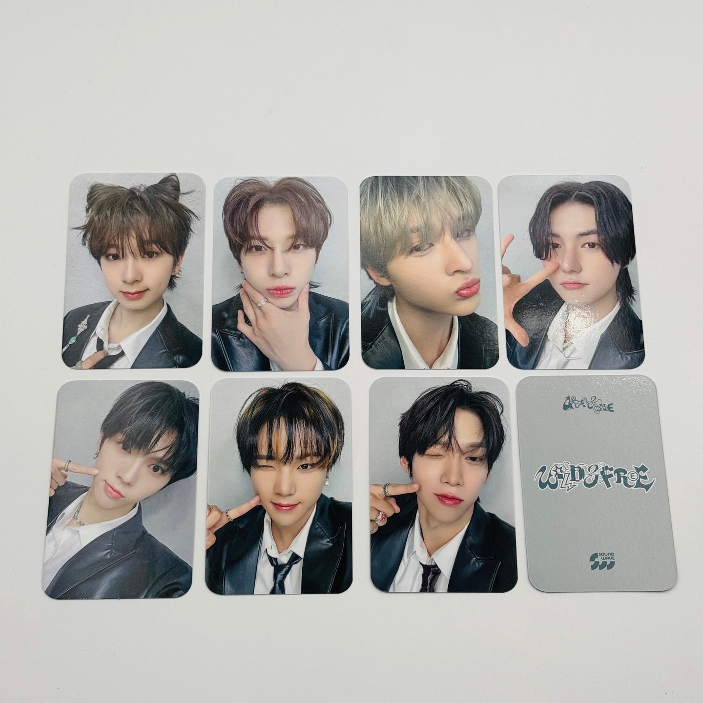 AMPERS&ONE 2ND MINI ALBUM - WILD&FREE (KICK VER.) w/SOUNDWAVE POB