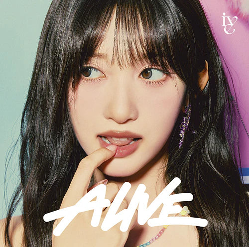 IVE 2ND JAPAN EP ALBUM - ALIVE (SOLO JACKET VER.)
