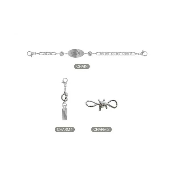 LE SSERAFIM - SHOE CUSTOM SET (2025 SEASON'S GREETINGS POP-UP OFFICIAL MD)