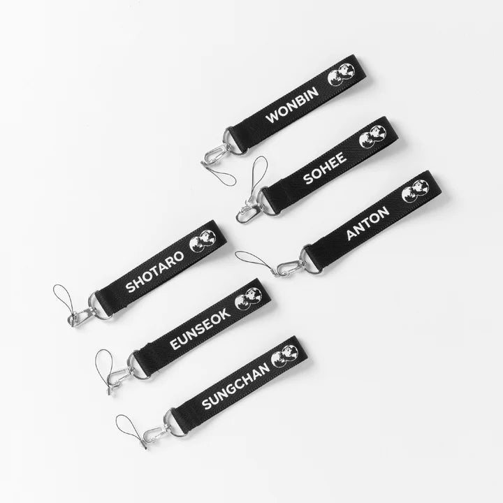 RIIZE - NAME TAG [2024 RIIZE FAN-CON 'RIIZING DAY' OFFICIAL MD]