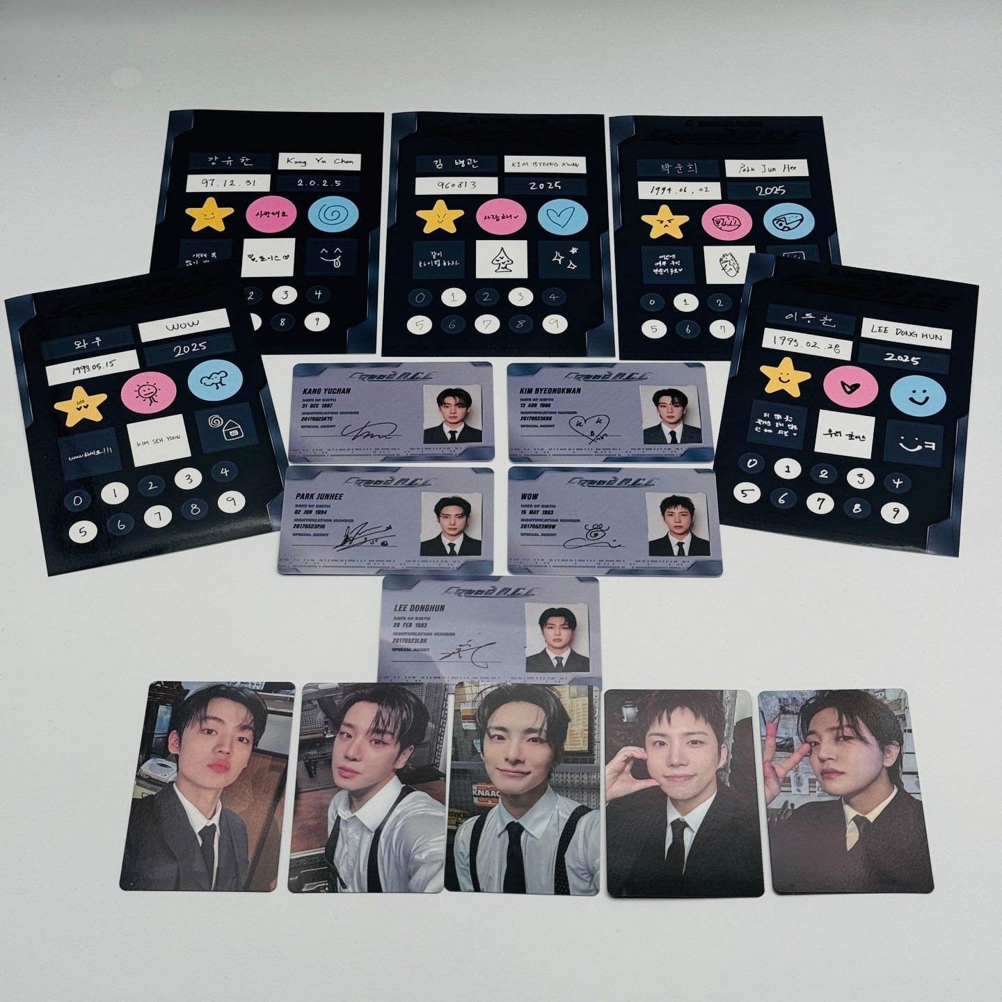 [PRE-ORDER] A.C.E 2025 SEASON'S GREETINGS (SIGNED BY ALL MEMBERS)