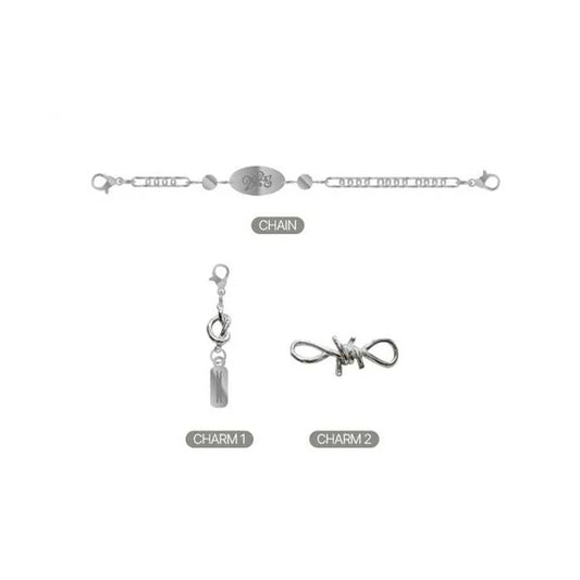 LE SSERAFIM - SHOE CUSTOM SET (2025 SEASON'S GREETINGS POP-UP OFFICIAL MD)
