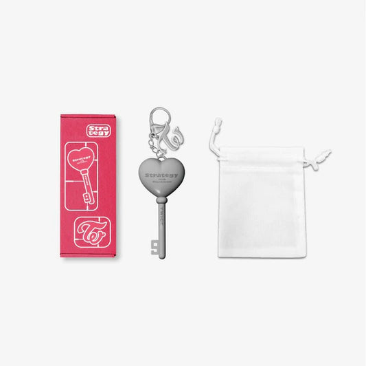TWICE LOGO KEYRING ('STRATEGY' POP-UP IN SEOUL OFFICIAL MD)